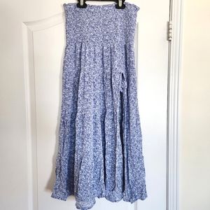 Abercrombie floral flowy skirt with side slit, Size S, lightly worn